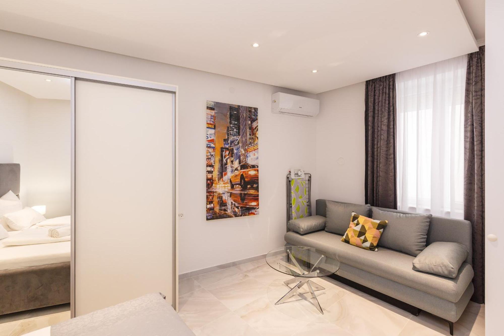 Apartmani Simi - The Wave ซริกเวนิซา ภายนอก รูปภาพ
